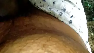 Desi Milf Chubby Indian Bhabhi Sex With Stranger In Public Place Outdoor