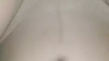 Indian Bhabhi Cheating His Husband And Fucked With His Boyfriend In Oyo Hotel Room With Hindi Audio Part 25
