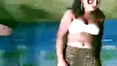 Erotic Mujra Of Hot Girls On Stage
