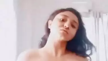 Beautiful Sexy Girl Showing Her Sexy Figure