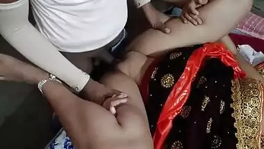 Bengali Sonali Hot Bhabhi Ko Sari Pehena Ke Chudai Kiya
