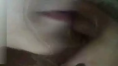 Nude videos of very beautiful cheating desi wife