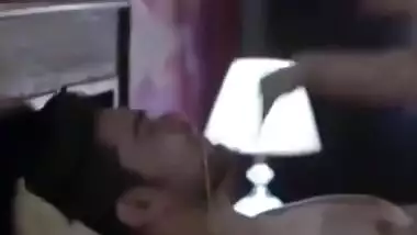 Hot Indian In Dulhan Ke Jjism Ki Aag Ko Bujhaya