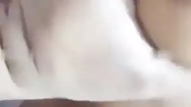 Indian porn of Sia bhabhi fucking her lover for gifts