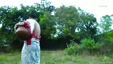 Desi Village Bhabhi Ko Khet Me Lejake Ki Chuday With Desi Bhabhi And Desi Aunty