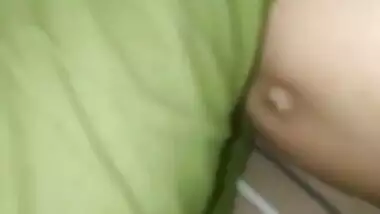 Zarina bhabhi boob show to hubby