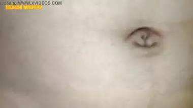 Desi whore rocks out with boy who knows his XXX job and satisfied girl