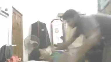 Desi kolkata lovers boobs sucking kissing hot romance in room captured by BF