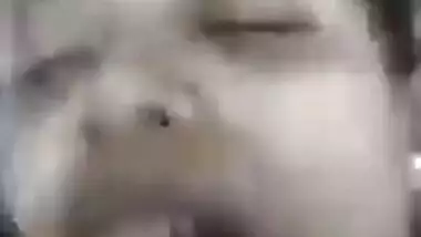 Desi XXX wife in a yellow sari flashes her tits in amateur solo sex video