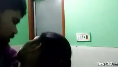 Man kisses his modest girlfriend in India filming them on XXX camera