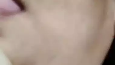 Huge boobs Indian aunty crushing her breast MMS