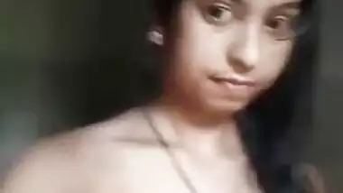 Beautiful Cute Desi Girl Showing