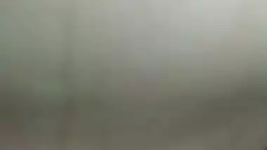 BF fucks his sexy GF’s tight, shaved pussy