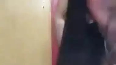 Man fucks his GF on the foreign soil in NRI porn