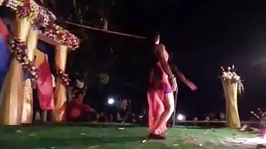 Desi boobs press kiss stage dance naked tits