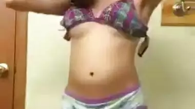 First porn video of the Desi woman with nice tits and skinny legs
