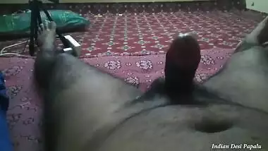 Desi Indian home sex movie of a breasty aunty