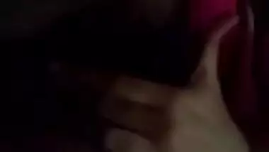 Cute Desi girl Shows her Ass and pussy