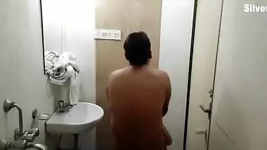 Bengali Boudi And Tamil Actress - Desi Girl Fucked By Her Boyfriend; Everything Recorded !! She Didnt Know Anything!!