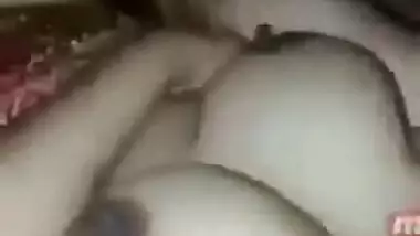 Desi girl MMS video where she does porn with her XXX partner close-up