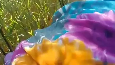 Desi Bhabhi - Desi Hot Bhabhi Ko Khet Me Pakad Kar Jabardasti Chudayi Ki