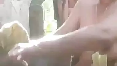 Neighbor aunty bathing with son entering viral MMS