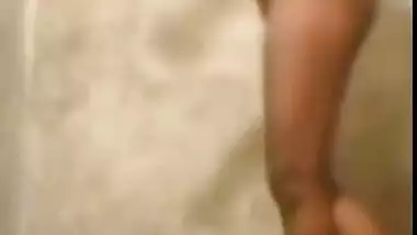 Today Exclusive-sexy Desi Girl Showing Nude Dance To Bf On Video Call