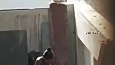 Exclusive- Desi Bhabhi Out Door Bathing Record By