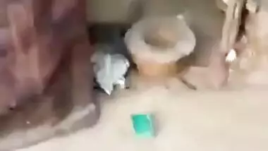 Cpl Fucking in Home Caught by Acident