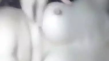 Today Exclusive- Cute Desi Girl Record Her Nude Video Part 3
