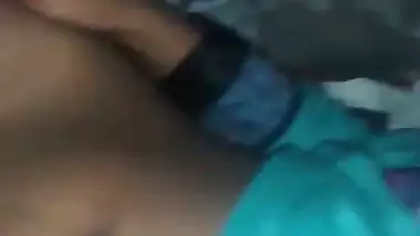 Desi closing eyes and accepting porn video
