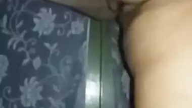 Fat Desi touches her XXX pussy and ass spreading the buttocks close-up