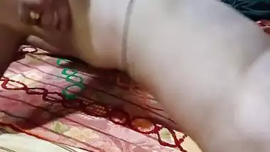 Desi couple’s HD sex video of fucking at midnight