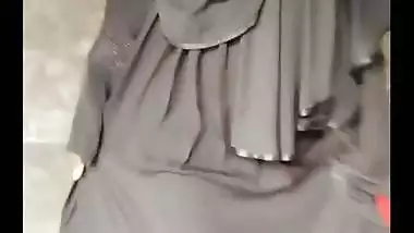 Bangladeshi porn of a desi guy fucking a hijabi whore