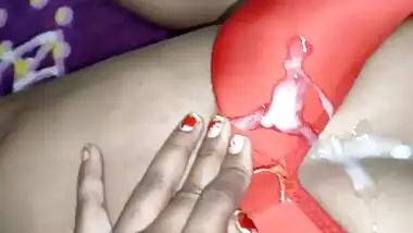 The wife fucks her lover when her husband knocks on the door