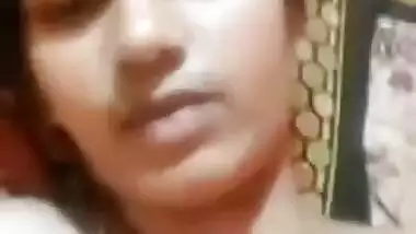 Today Exclusive- Sexy Desi Girl Showing Her Boobs And Pussy On Video Call Part 4