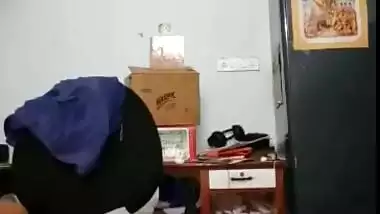 Indian Hot young college girl nude show