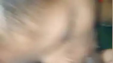 Lady sucks Indian big black dick in desi sex MMS