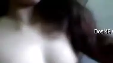 Today Exclusive-sexy Desi Girl Record Her Nude Video For Lover