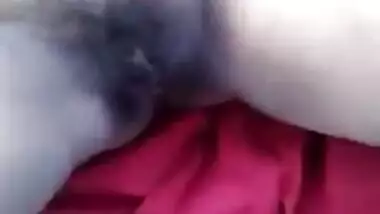 [ Indian Hard Porn ] Desi aunty show boobs and pussy at outdoor