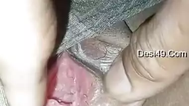 Today Exclusive- Desi Sleeping Wife Boobs And Pussy Video Record By Hubby