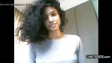 Skinny Desi webcam sex model wears blue T-shirt and never takes it off