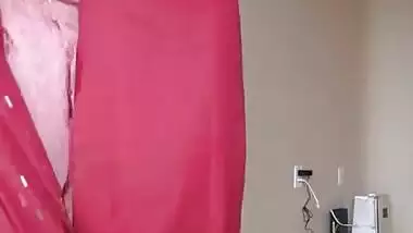 Desi Bhabi Stripping Saree And showing ass