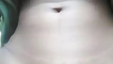 Hot Look Indian Girl Record Fingering Selfie Video For Lover